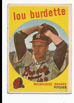 1959 Topps #440 Lou Burdette (Posing as if Lefthanded)