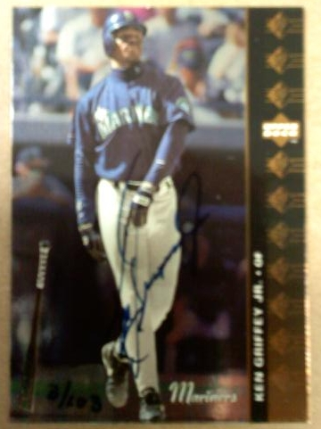 1997 SP Vintage Autographs #10 Ken Griffey Jr. 94/103