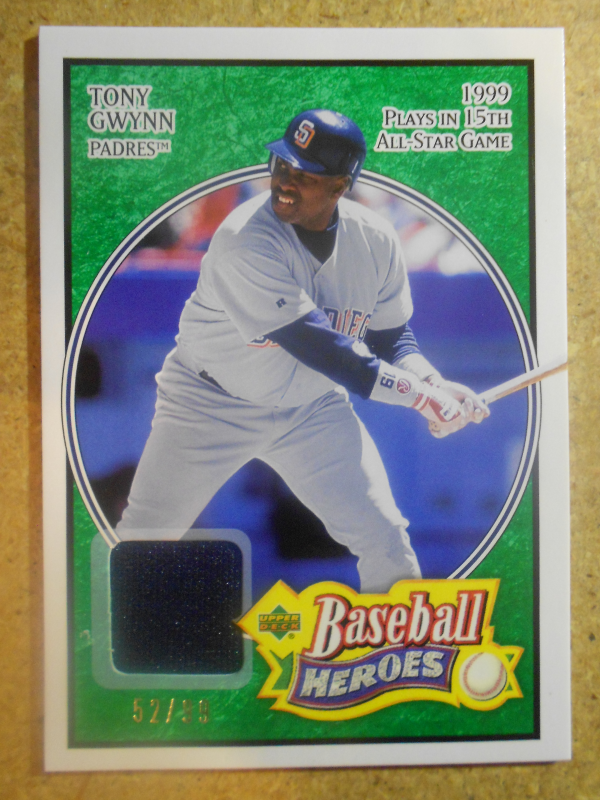 2005 Upper Deck Baseball Heroes Memorabilia Emerald #83 Tony Gwynn Jsy