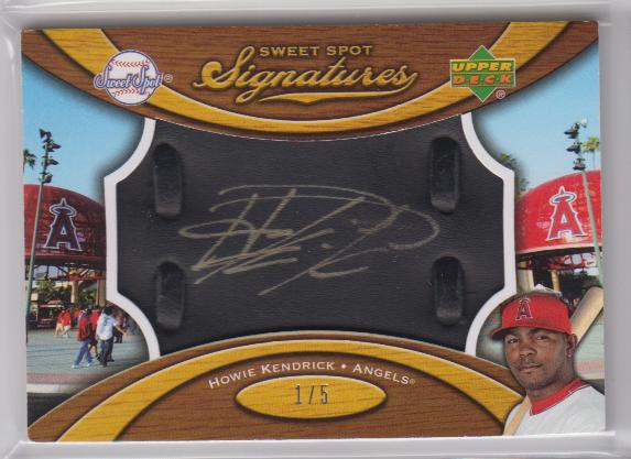 2007 Sweet Spot Signatures Black Glove Leather Gold Ink #HK Howie Kendrick