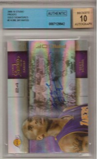 2009-10 Studio Proofs Gold Signatures #3 Kobe Bryant/25