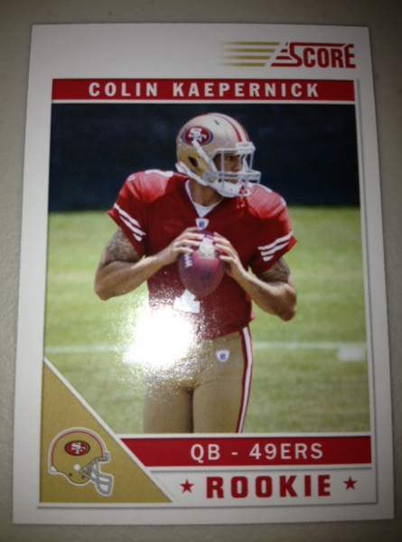 2011 Score #320A Colin Kaepernick RC/(field in background, hashmarks)