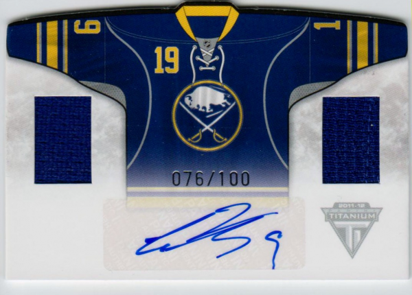 2011-12 Panini Titanium Home Sweaters Memorabilia Autographs #28 Cody Hodgson/100