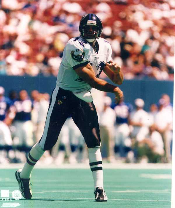 Jets Vinny Testaverde 8 x 10 color Ravens photo