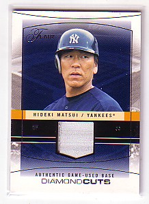 2004 Flair Diamond Cuts Game Used Platinum #HM Hideki Matsui Base/16