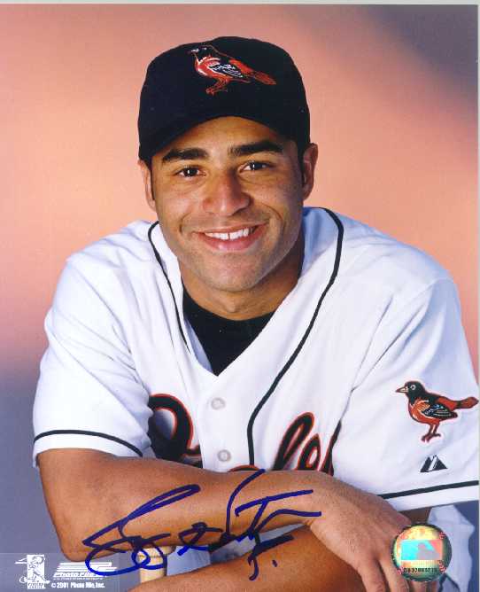 Jerry Hairston Autographed 8 x 10 Photo