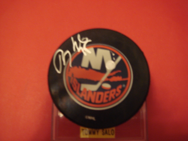 Tommy Salo Autograph New York Islanders Puck With COA