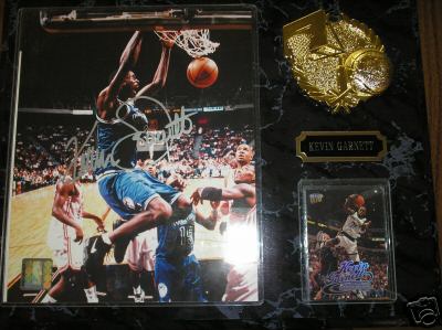 Kevin Garnett Timberwolves Auto Plaque w/card