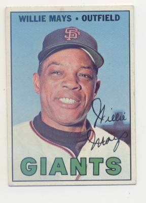 1967 Topps #200 Willie Mays UER ('63 Sna Francisco on Card Back)