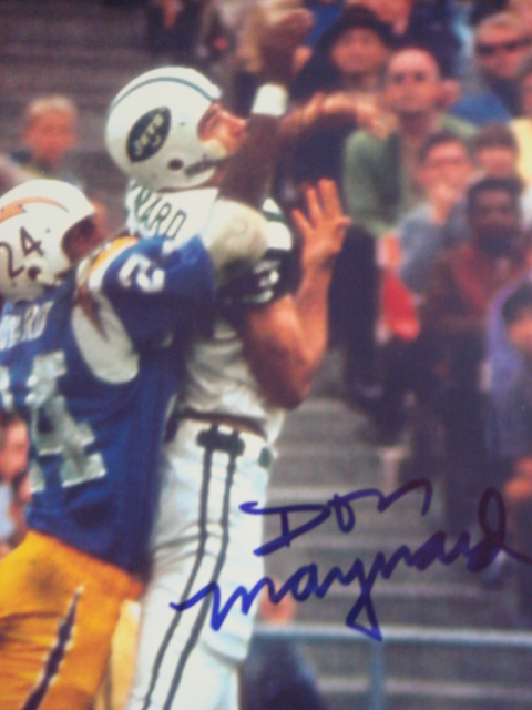 Don Maynard Autographed Jets 8 x 10 Picture with Coa