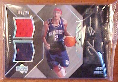 2006-07 UD Black Dual Materials Autographs #JB Josh Boone