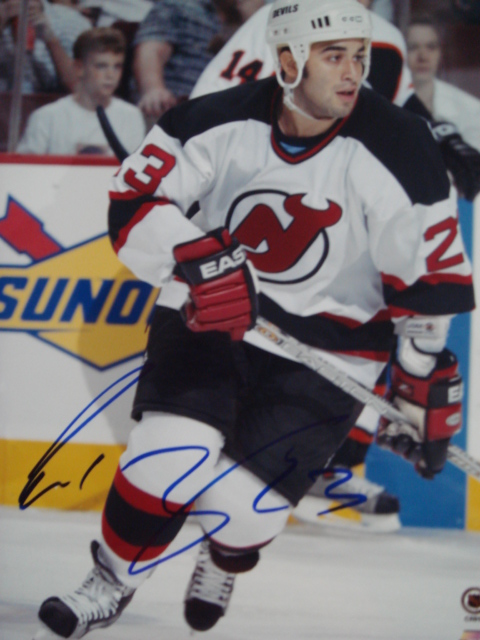 Scott Gomez autographed 8 x 10 Devils picture with coa