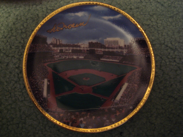 Irv Noren Yankee Stadium Autographed 1989 Sports Impressions Mini Plate By Robert Stephen Simon With COA