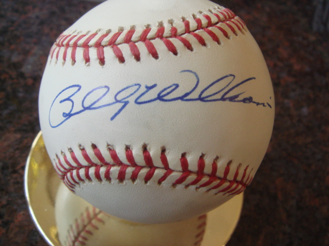 Billy Williams Autographed Official NL Baseball with COA