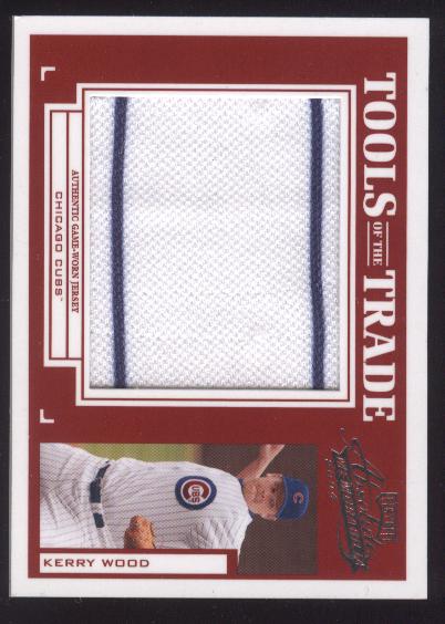 2004 Absolute Memorabilia Tools of the Trade Material Single Jumbo #77 Kerry Wood H Jsy/5