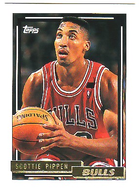 1992-93 Topps Gold #389G Scottie Pippen