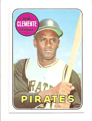 1969 Topps #50 Roberto Clemente UER (Bats Right Listed Twice)