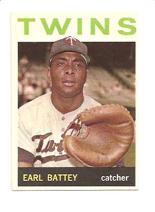 1964 Topps #90 Earl Battey
