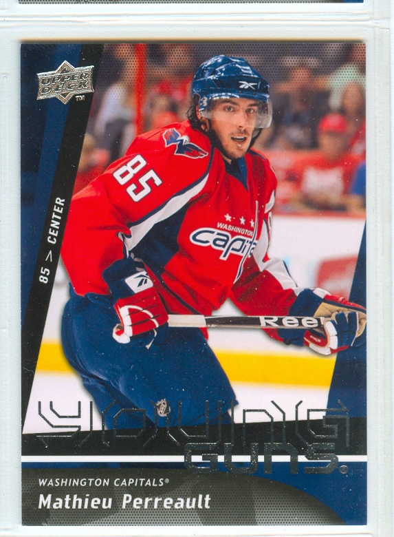 2009-10 Upper Deck #498 Mathieu Perreault YG RC