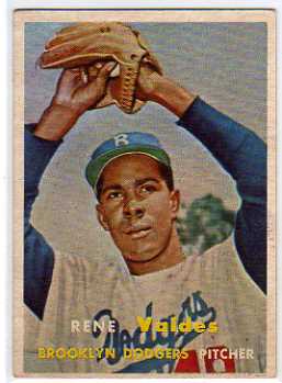1957 Topps #337 Rene Valdes RC