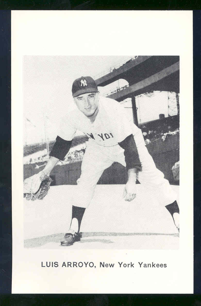 Post Card Black & White Vintage Photo Yankees 5 1/2