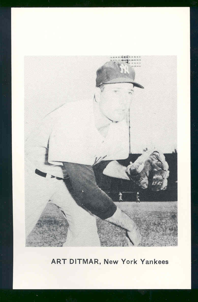Post Card Black & White Vintage Photo Yankees 5 1/2