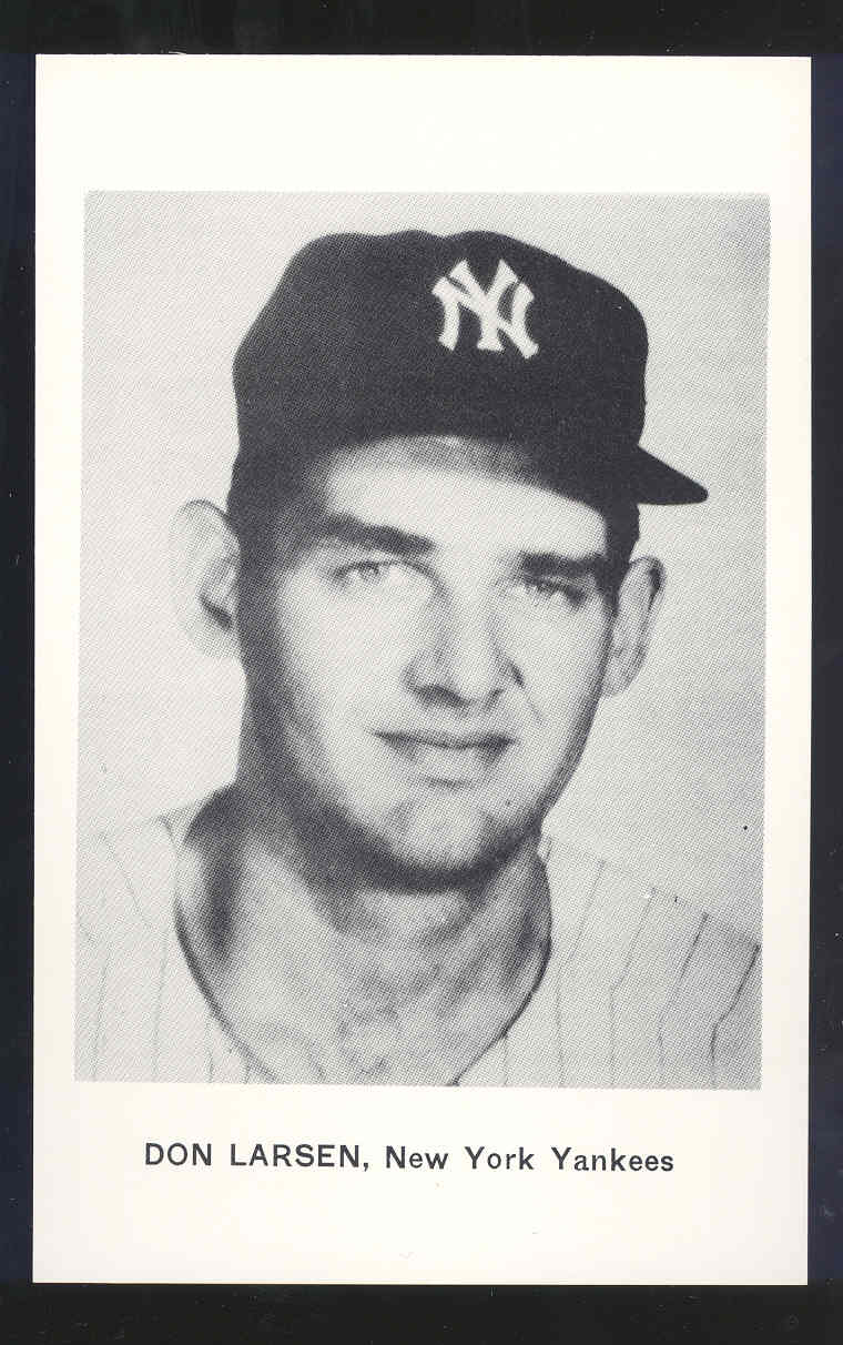 Post Card Black & White Vintage Photo Yankees 5 1/2