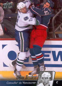 2010-11 Upper Deck French #8 Ryan Kesler