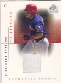 2001 SP Game Used Edition Authentic Fabric #IR Ivan Rodriguez