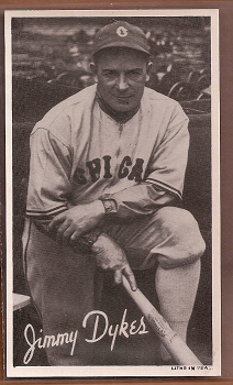 1936 Goudey Wide Pen Premiums R314 #A28 Jimmy Dykes/kneeling front image