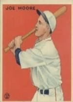 1933 Goudey #126 Joe Moore BAT RC