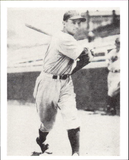 1939 Play Ball #45 Merrill May RC