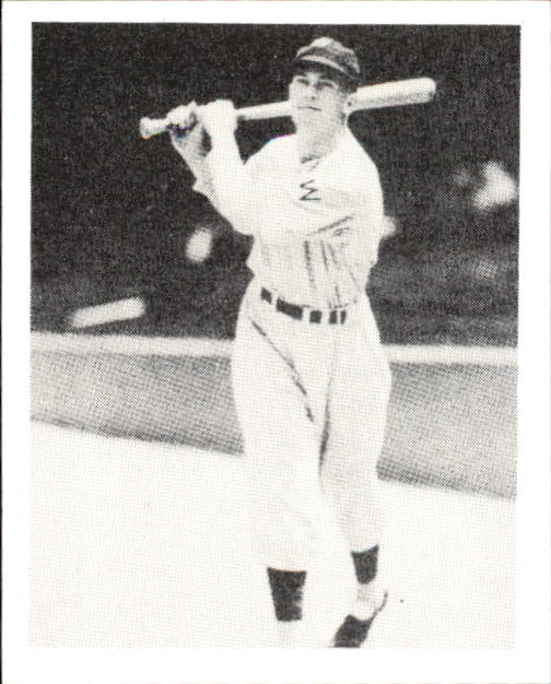 1939 Play Ball #114 Cecil Travis RC