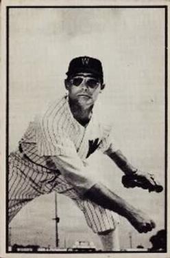 1953 Bowman Black and White #9 Walt Masterson
