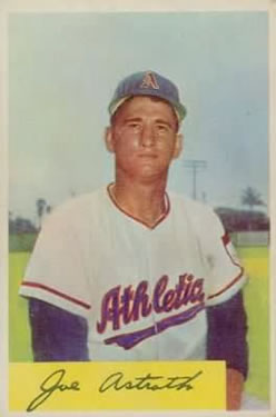 1954 Bowman #131 Joe Astroth