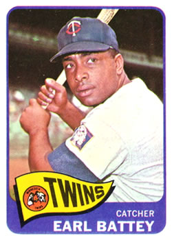 1965 Topps #490 Earl Battey