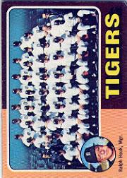 1975 Topps #18 Detroit Tigers CL/Ralph Houk MG