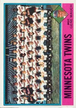 1976 Topps #556 Minnesota Twins CL/Gene Mauch MG