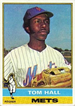 1976 Topps #621 Tom Hall