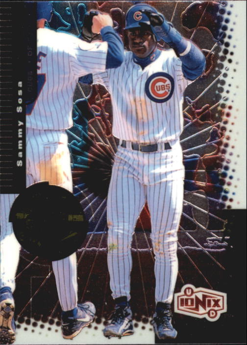 1999 UD Ionix #15 Sammy Sosa