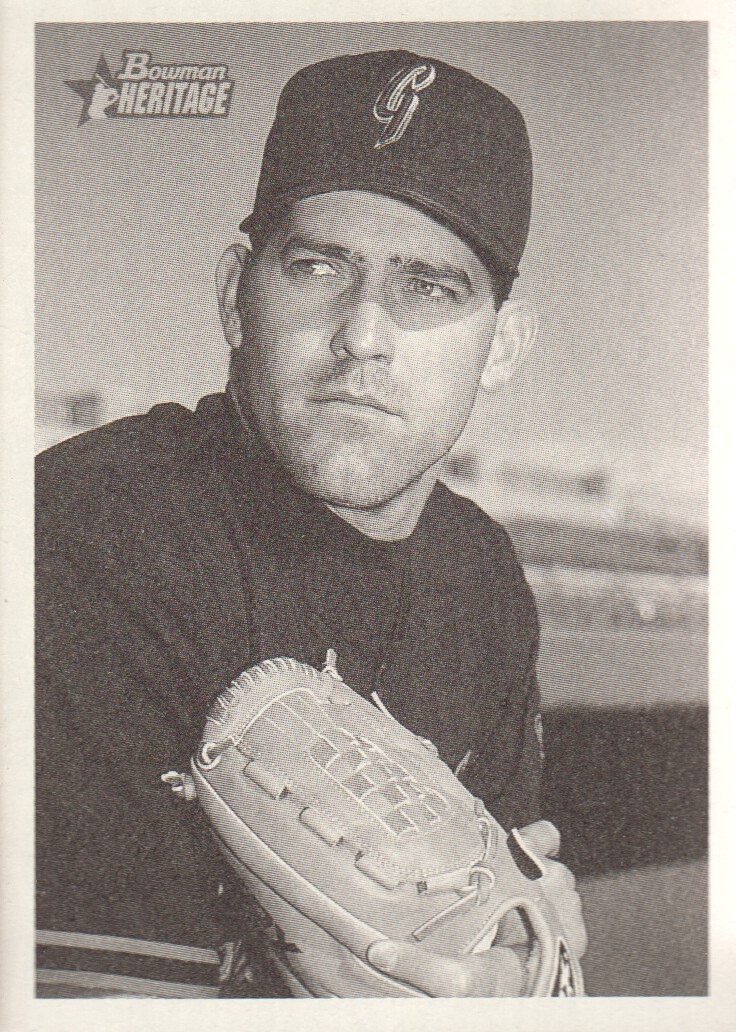 2001 Bowman Heritage #42 Robb Nen