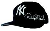 2001 Fleer Legacy MLB Autograph Fitted Caps #33 Derek Jeter