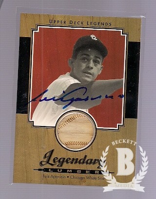 2001 Upper Deck Legends Legendary Lumber Autographs #SLLA Luis Aparicio