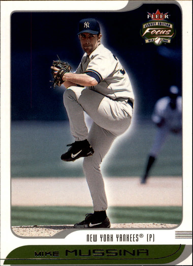2002 Fleer Focus JE #160 Mike Mussina