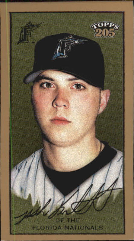 2003 Topps 205 Polar Bear #28 Josh Beckett