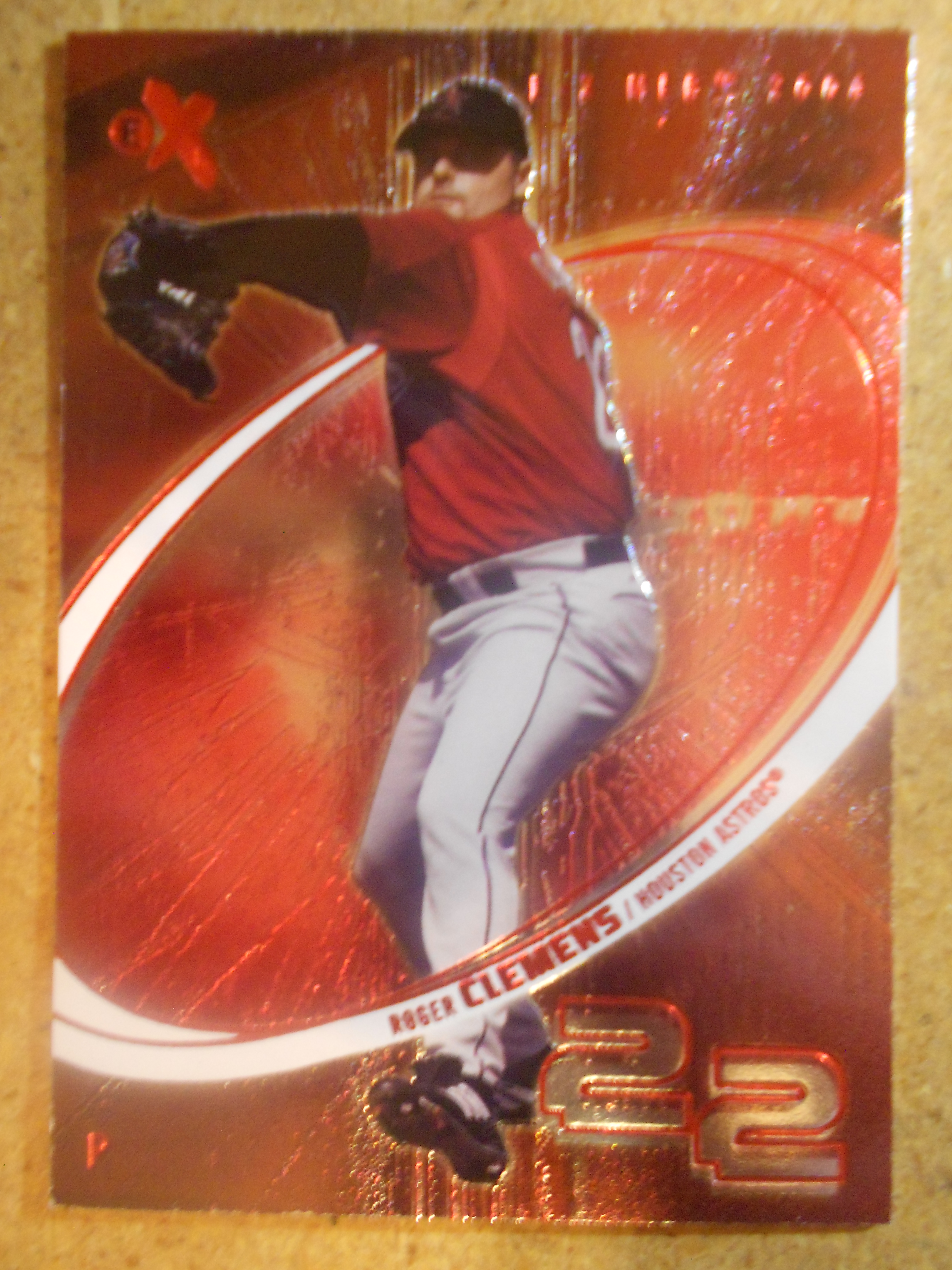 2004 E-X Essential Credentials Future #17 Roger Clemens/49
