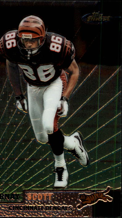 1999 Finest #29 Darnay Scott
