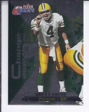 2000 Fleer Gamers Change the Game #2 Brett Favre