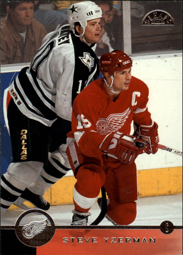 1996-97 Leaf #13 Steve Yzerman