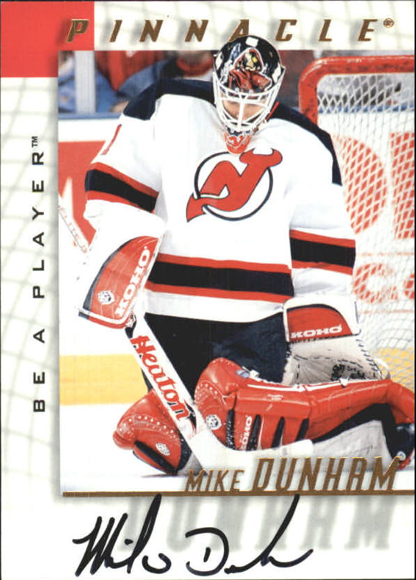 1997-98 Be A Player Autographs #110 Mike Dunham
